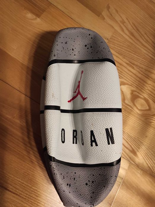 Piłka do koszykówki Jordan Playground