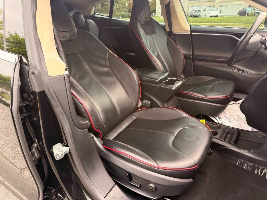 Tesla Model S Performance      2013