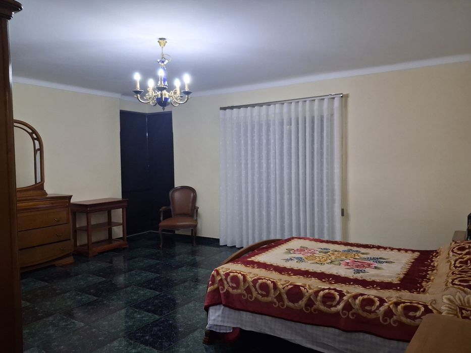 Arrendo quartos a estudantes