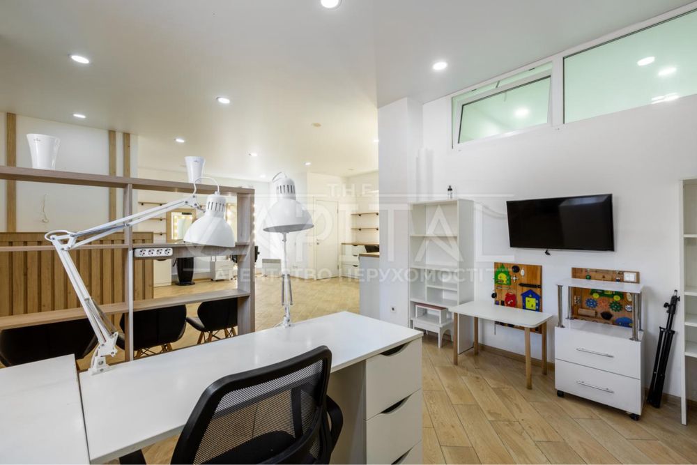 Продаж салону краси Ірпінь центр 58 м2 генератор