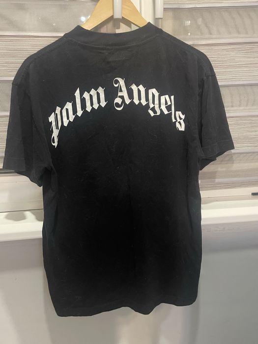 Футболка  palm Angels в ідеальному состояні повністю легітна