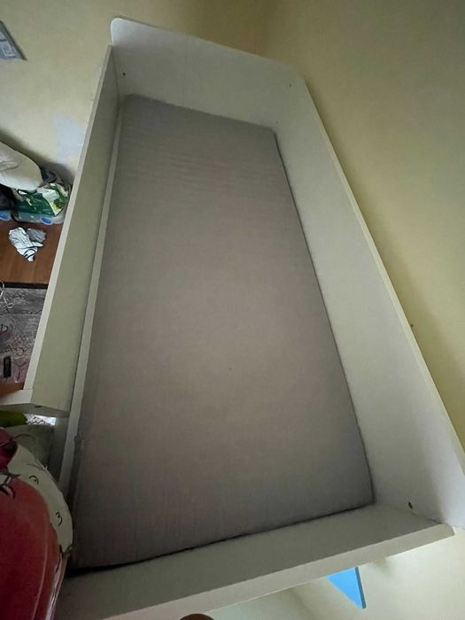 Cama de solteiro muito forte lindaaa