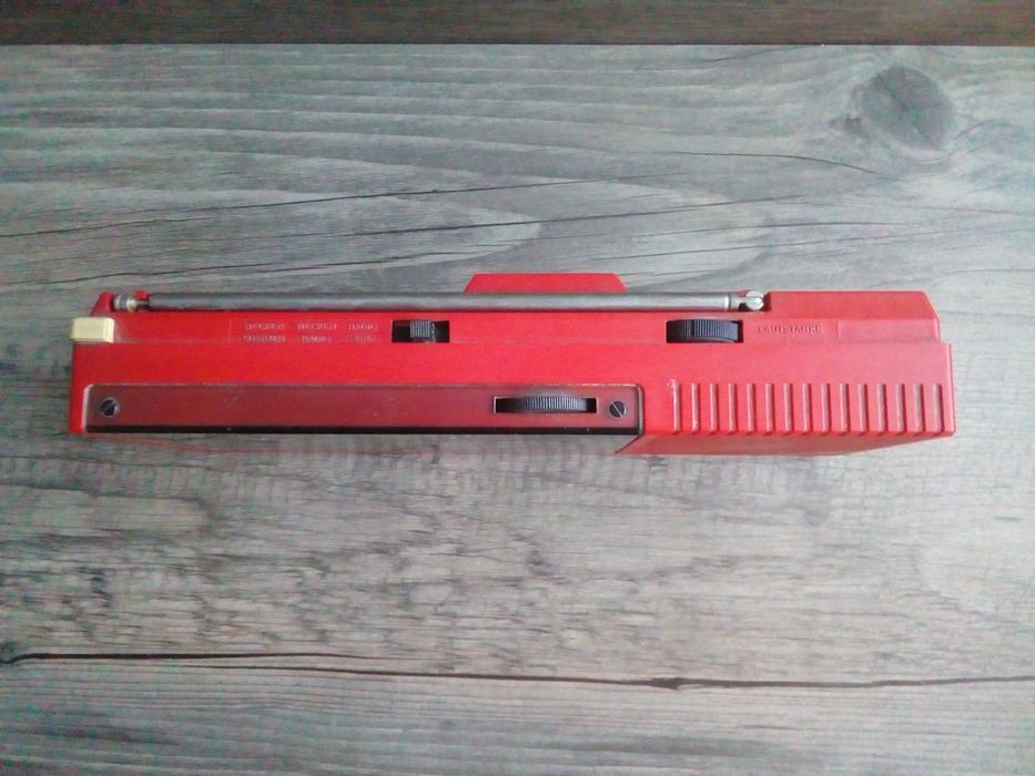radiobudzik bruns rc 86, GDR, lata 80
