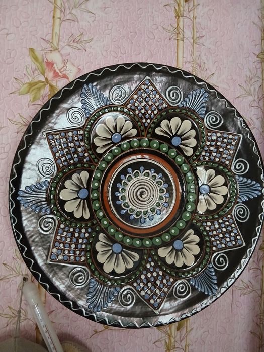 Настінні розписи тарілка