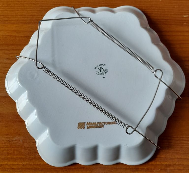 Pratos decoração vista alegre orla pintada a ouro