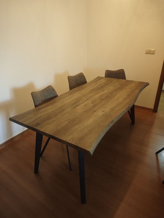 Conjunto mesa com 6 cadeiras