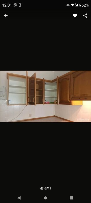 Кухня фасад дуб-масив з технікою з Німеччини.