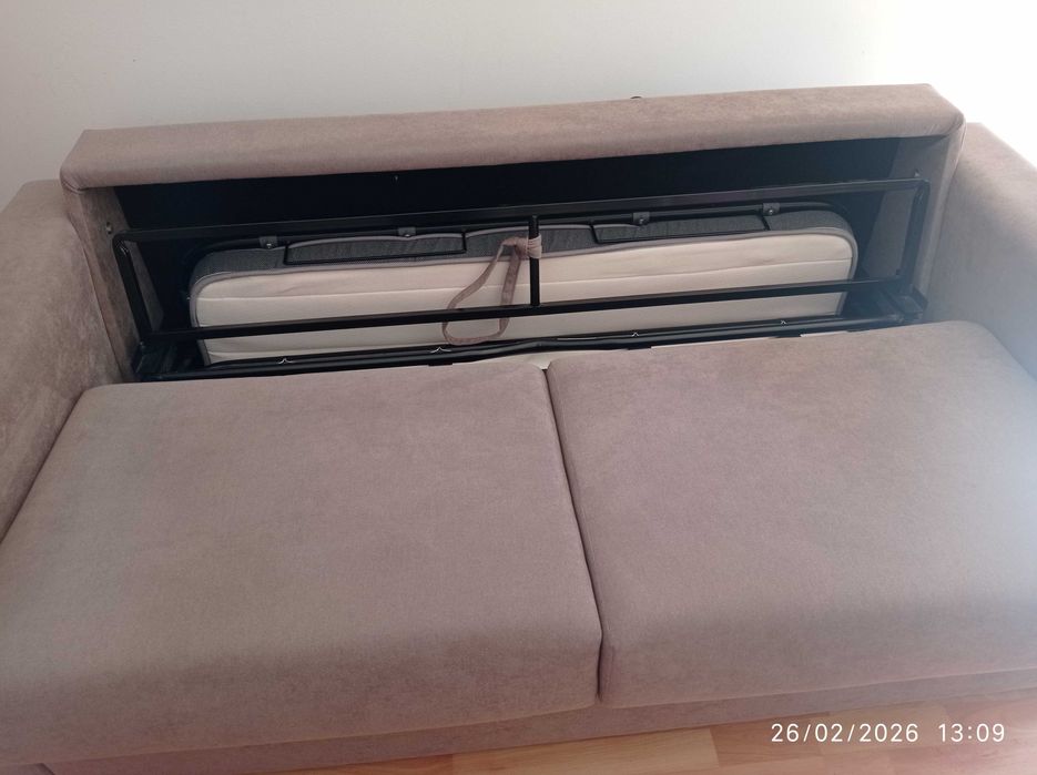 Sofá cama Italiana Ferrara, com 3 lugares, tecido Egypto 8, Semi novo.