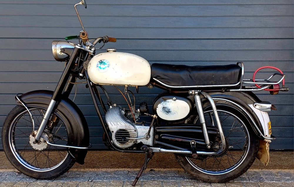 Casal Marsan Ano 1967 Modelo RARO