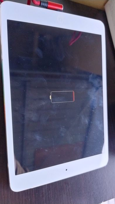 Tablet Apple iPad Mini (7.9 cala), A1455, pierwsza generacja, 2012 rok