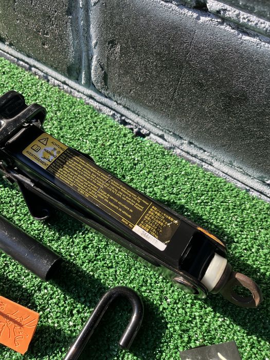 Домкрат набор Опель Зафира А Б Opel Zafira A B оригинальный