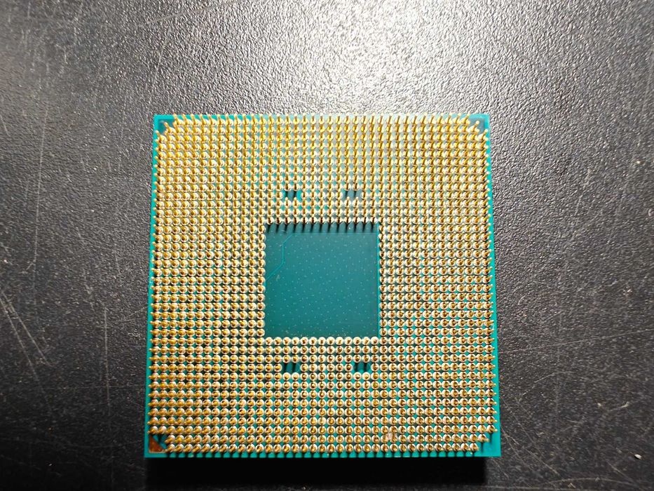 Procesor AMD Ryzen 3 3100