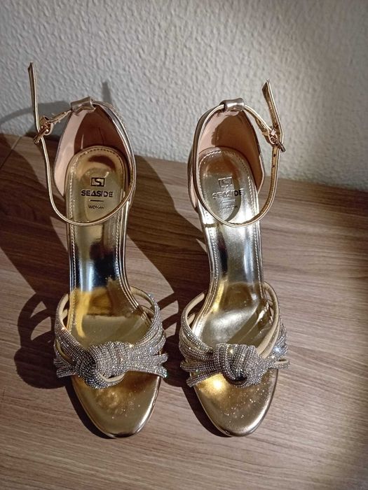 Sapatos de Senhora, Nº 37