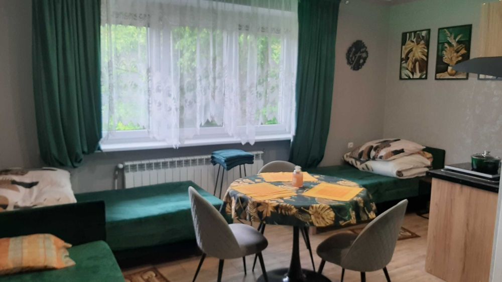 Noclegi u Iwony   (atrakcyjne tanie noclegi służbowe i turystyczne ]