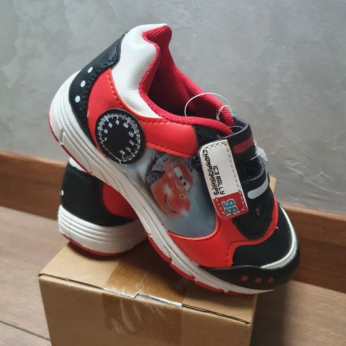 Кросівки Блискавка Макквіна