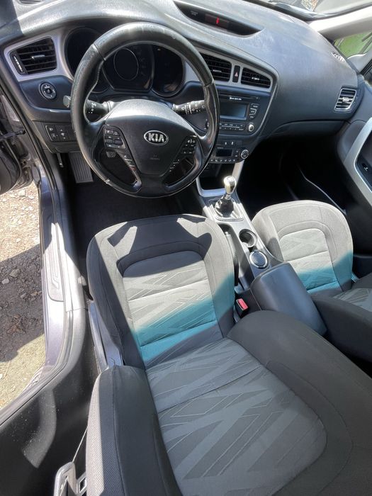 Kia ceed 2014 1.6 crdi