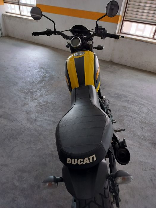 Mota Ducati Scrambler
