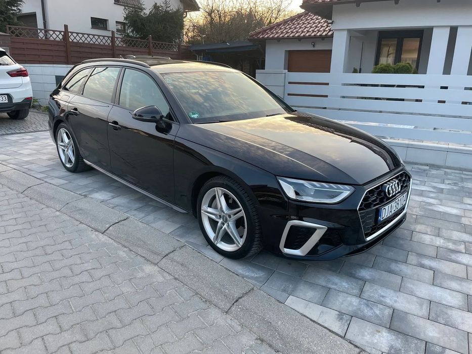 Audi A4 Avant