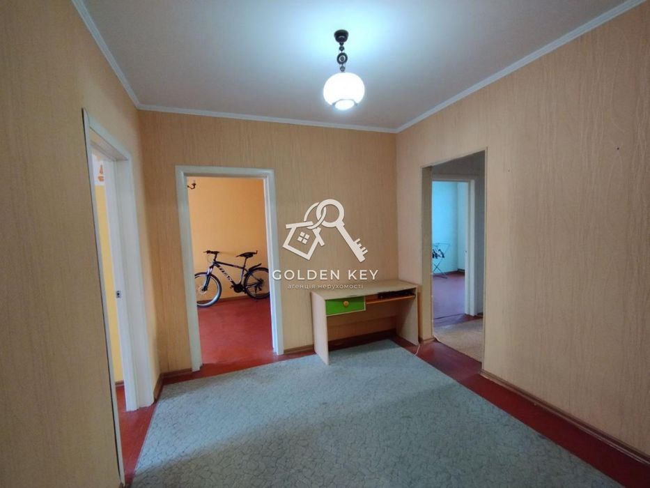 Продаж 3 кімнатної квартири з автономним опаленням на Павла Глазового