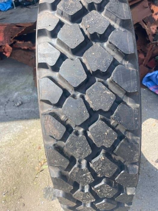 11.00R20 Michelin X