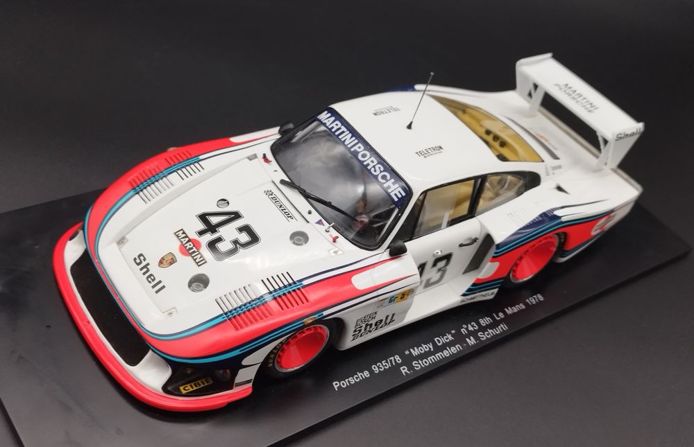 Spark 1:18 Porsche 935/78 