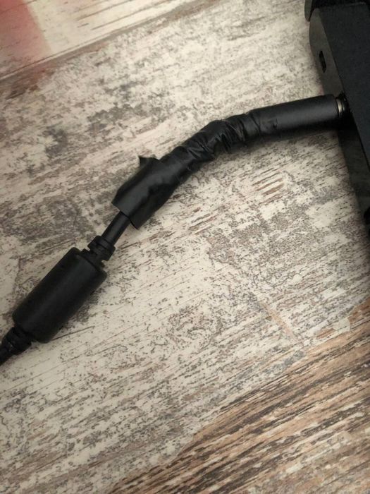 Продаю ноутбук DELL б/у