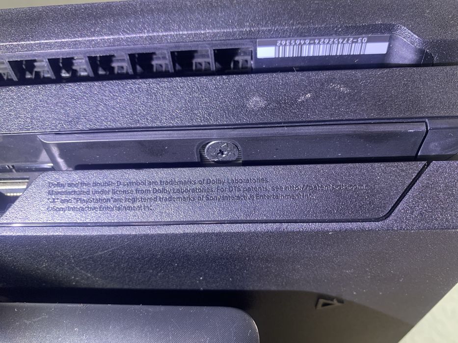 Sony PlayStation 4 PRO (PS4 RRO)