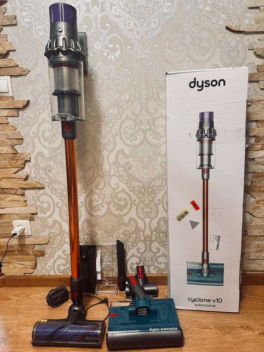 Вертикальний + ручний пилосос (2в1) Dyson Cyclone V10 Submarine ВІТРИННИЙ ВАРІАНТ