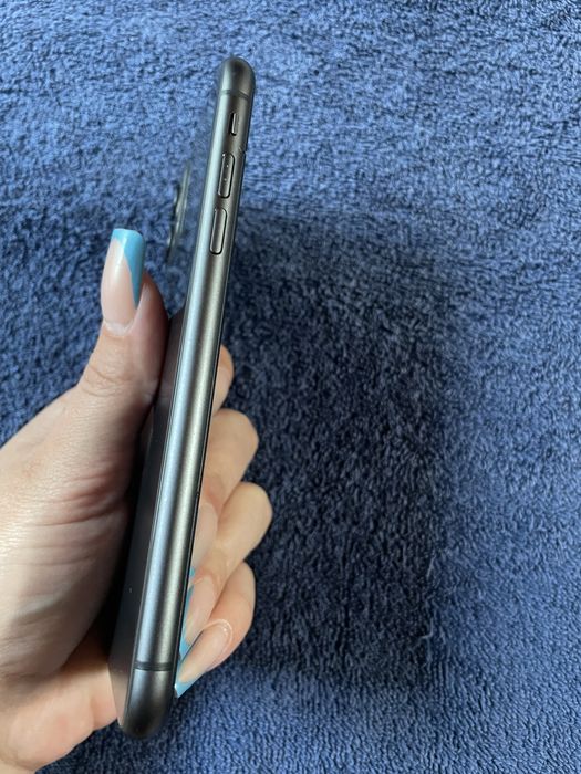 iPhone 11/128gb.