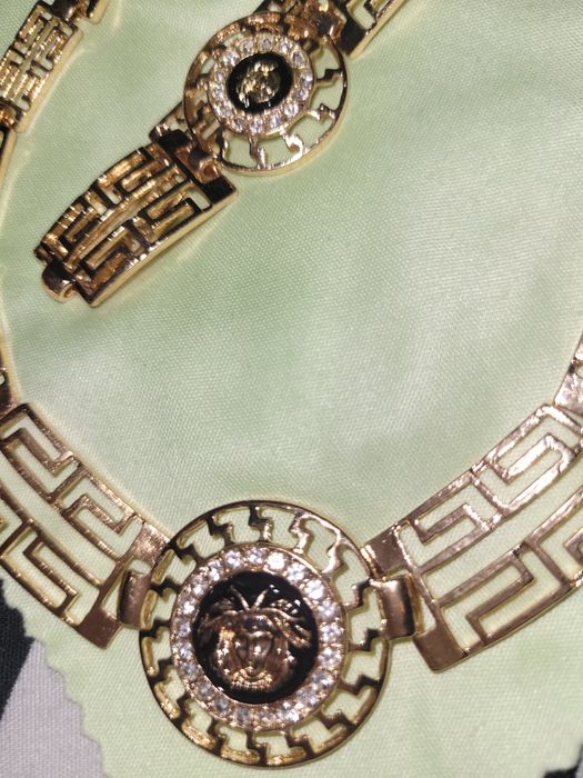 Piękny naszyjnik nowy Versace ,stylizowany