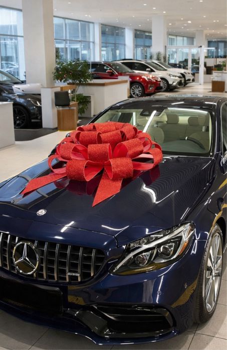 Бант на авто, оренда червоного банта на подарок машини, Київ