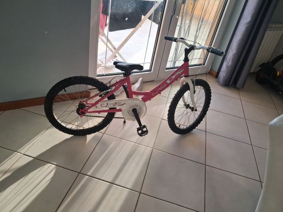 Bicicleta menina