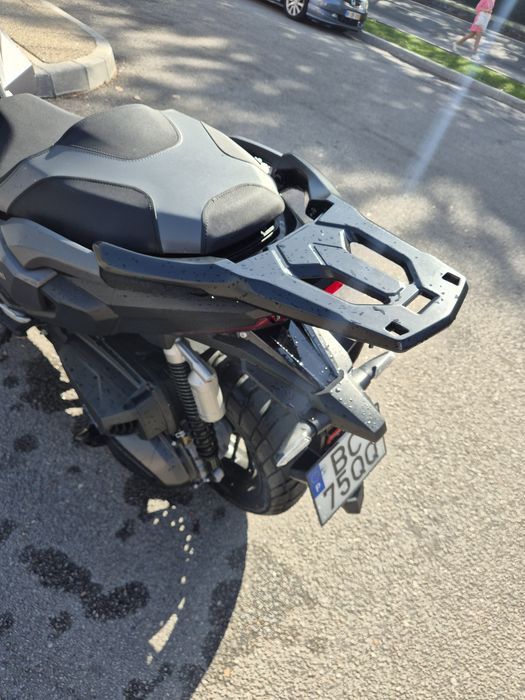 Scooter Honda Adv350