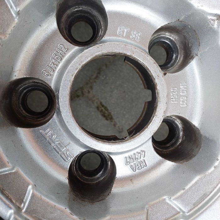 Oryginalne Alufelgi SEAT 15 5x100 Volkswagen/Skoda/Audi/Toyota