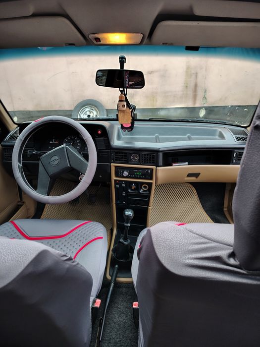 Продам опель кадет