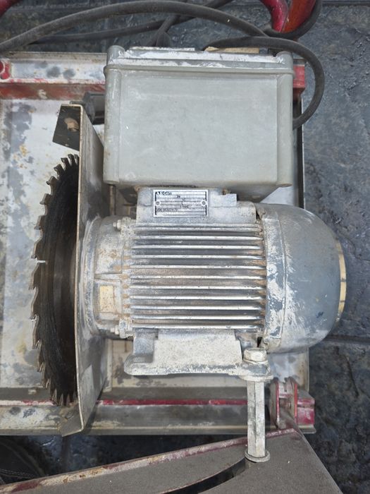 Máquina de corte rubi