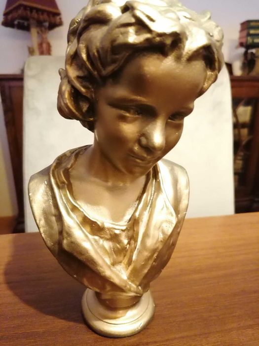 Busto "Flor agreste" - Soares dos Reis