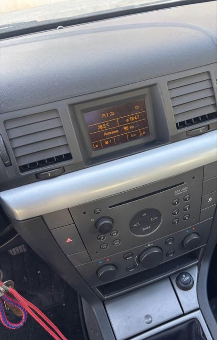 Opel Vectra — fotografia 5
