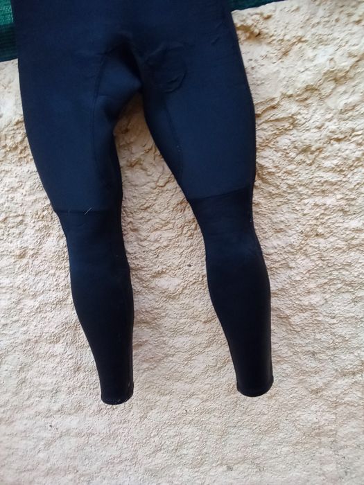 Fato de surf preto rip curl