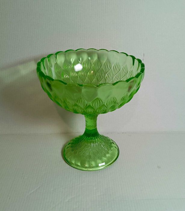 Owocarka migdały zielona, Ząbkowice