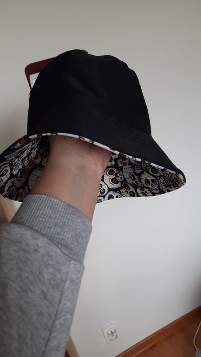 Kapelusz młodzieżowy dwustronny