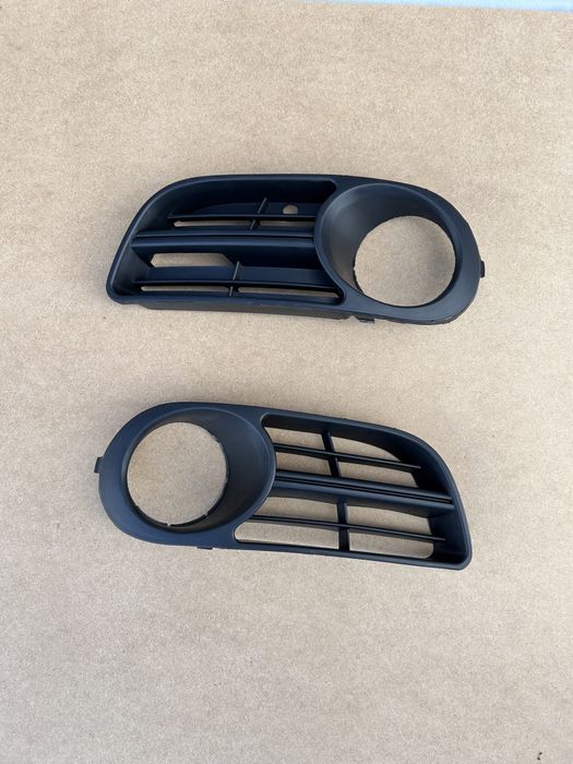 Решітка бампера Skoda Fabia 1 2000-2004 / 2004-2007