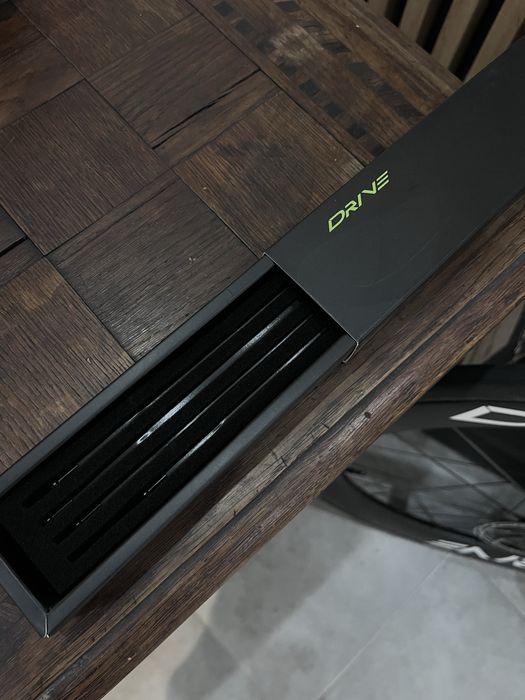 Koła karbonowe Elitewheels Drive 65D Sram