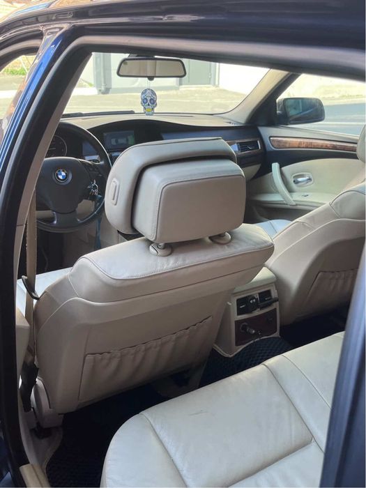 Продам BMW E61.