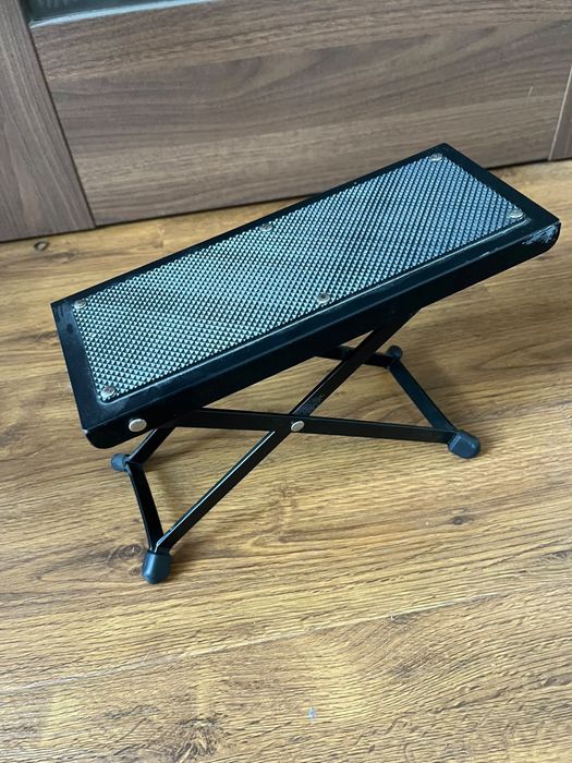 Podnóżek do gry na gitarze