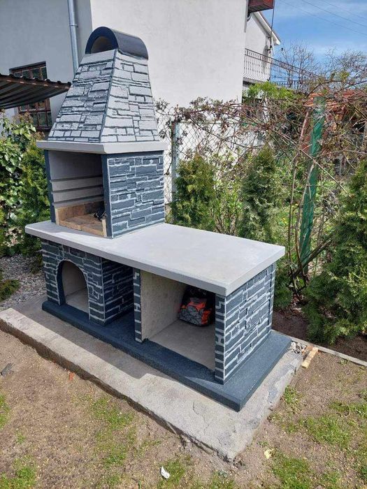 WYPRZEDAŻ Duży grill grillo-wędzarnia Kominek betonowy zbrojony