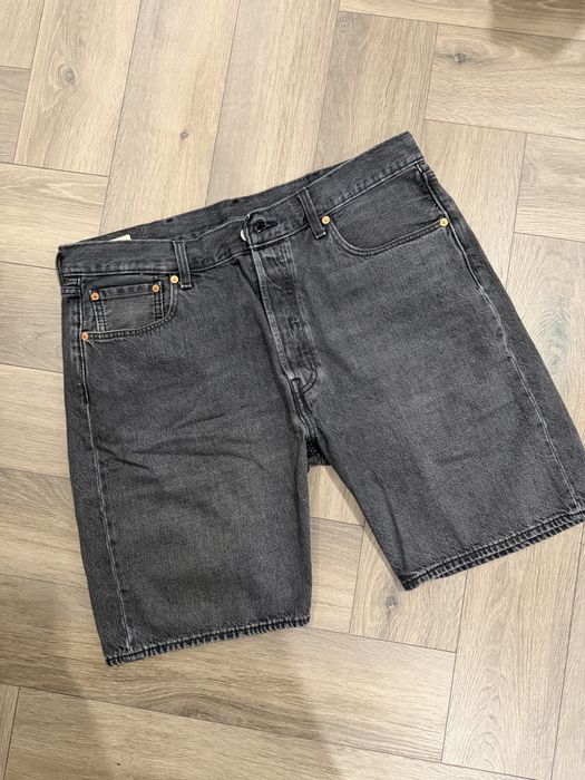 Чоловічі джинсові шорти Levis 501 розмір Л/ХЛ