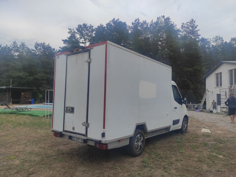 Renault master 2015 года