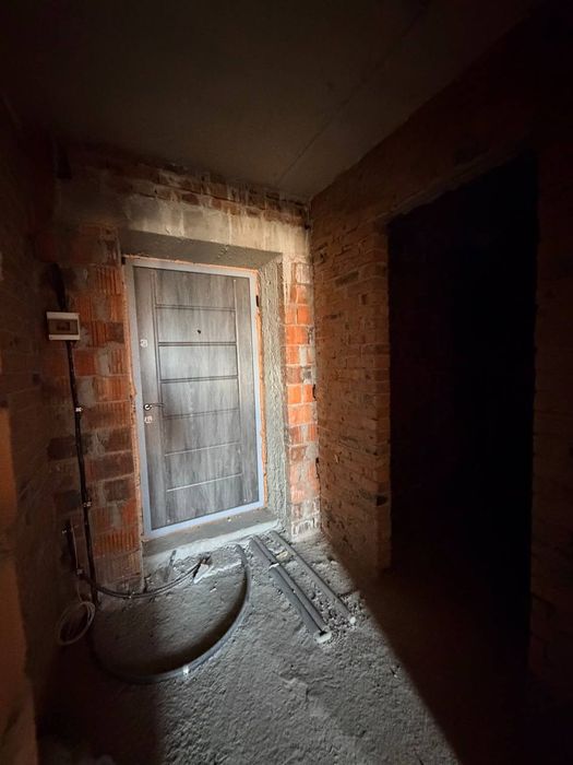 Продаж 1-кімнатної квартири 36.4 м.кв., в. Залізнична