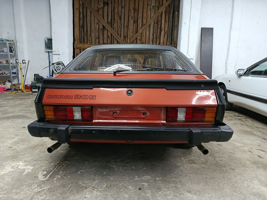 Ford Capri 2.0 S V6 Coupe